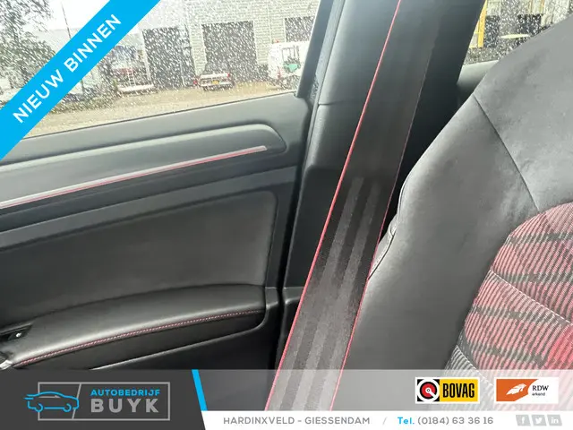 Volkswagen Golf 2.0 TSI GTI TCR 2019 Benzine 36