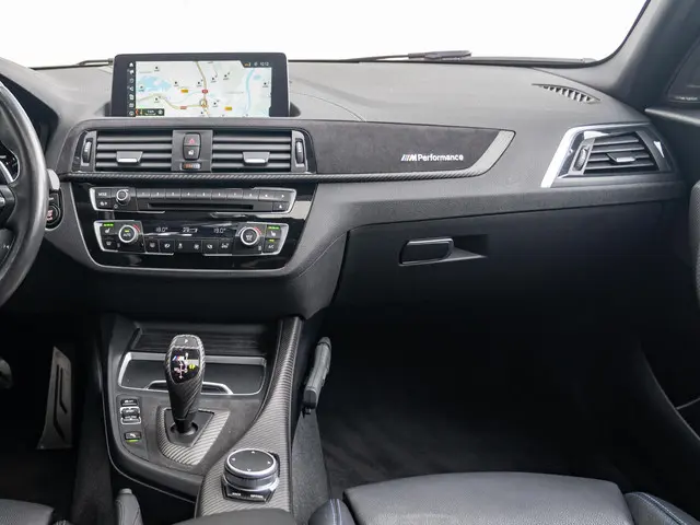 BMW 1 Serie M140i 2020 Benzine 12