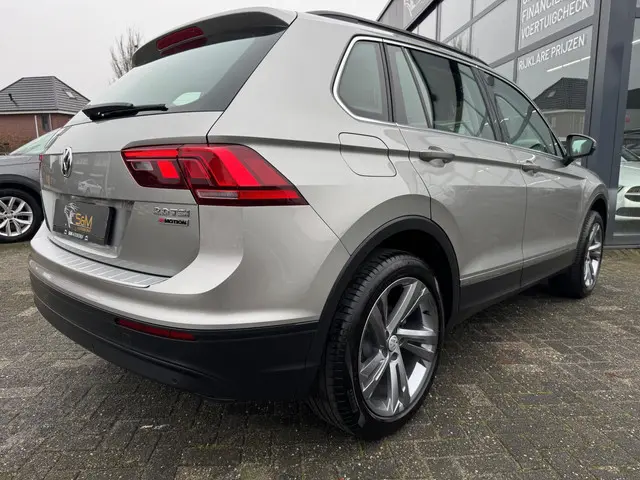 Volkswagen Tiguan 2.0 TSI 4Motion Highline 2016 Benzine 15