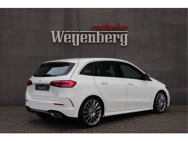 Mercedes-Benz B-Klasse 180 AMG 2019 Benzine 2