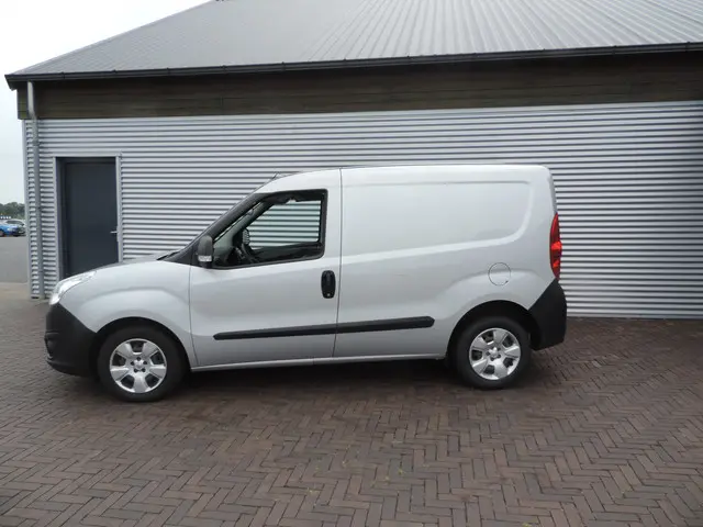 Opel Combo 3
