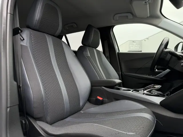 Peugeot e-2008 Aut. EV Allure 50kWh 2020 Elektrisch 13