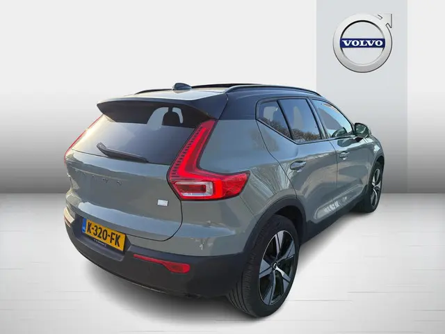 Volvo XC40 Recharge P8 AWD R-Design 2020 Elektrisch 3