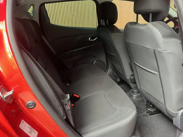 Renault Clio 0.9 TCe Limited 2018 Benzine 16