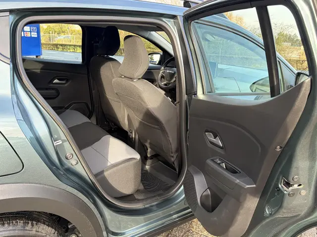 Dacia Sandero Stepway 1.1 TCe 110 Extreme 2024 Benzine 22