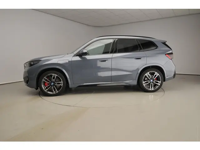 BMW X1 xDrive25e 2025 Hybride Benzine 2