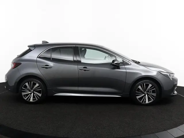 Toyota Corolla Hybrid 140 Dynamic 2025 Hybride Benzine 6
