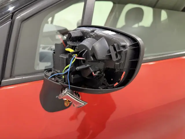 Renault Captur 0.9 TCe Helly Hansen NAP 2015 Benzine 14