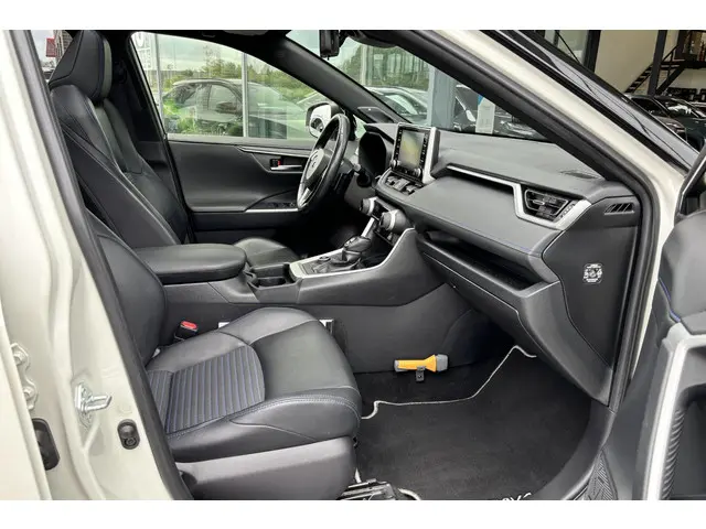 Toyota RAV4 2.5 Hybrid AWD Bi-Tone 2019 Hybride Benzine 54