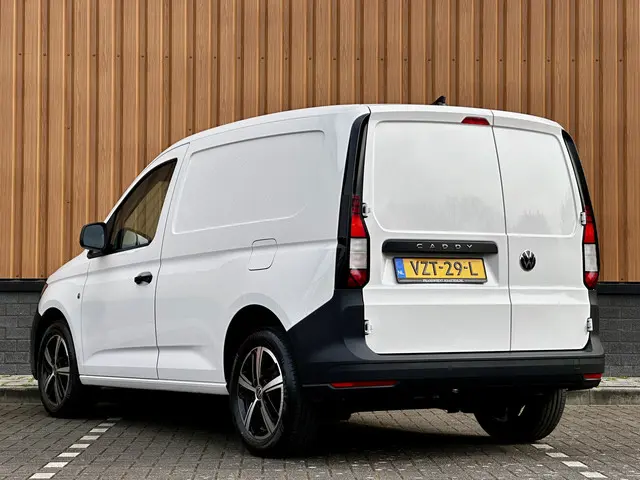 Volkswagen Caddy Cargo 2.0 TDI Trend 2024 Diesel 7