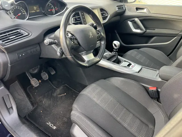 Peugeot 308 SW 1.2 PureTech Allure 2016 Benzine