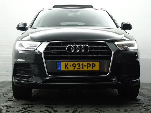 Audi Q3 2.0 TFSI Quattro S-line Aut- 2015 Benzine 31