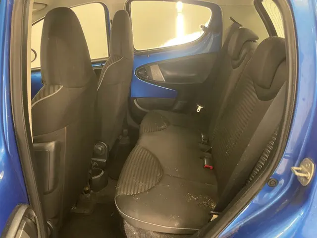 Peugeot 107 1.0 Active/ FACELIFT/ LED/ ZUINIG 2013 Benzine 8