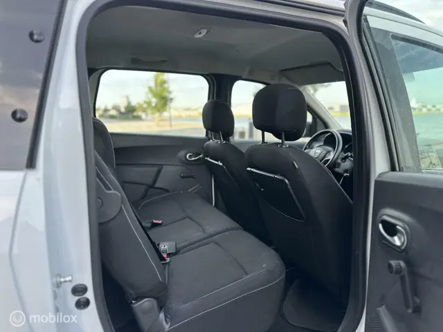Dacia Lodgy 1.3 TCe Lauréate 7p Airco Ex BPM !! 2019 Benzine 6