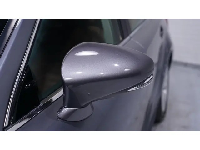 Lexus IS 300h Hybrid 2020 Hybride Benzine 12