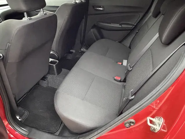 Suzuki Swift 1.2 Stijl Smart Hybrid 2021 Benzine 6