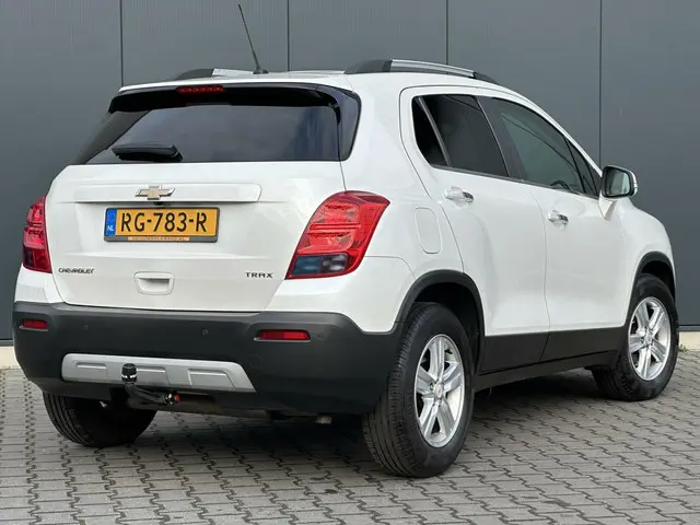 Opel Mokka 1.6 LT 2013 Benzine 4