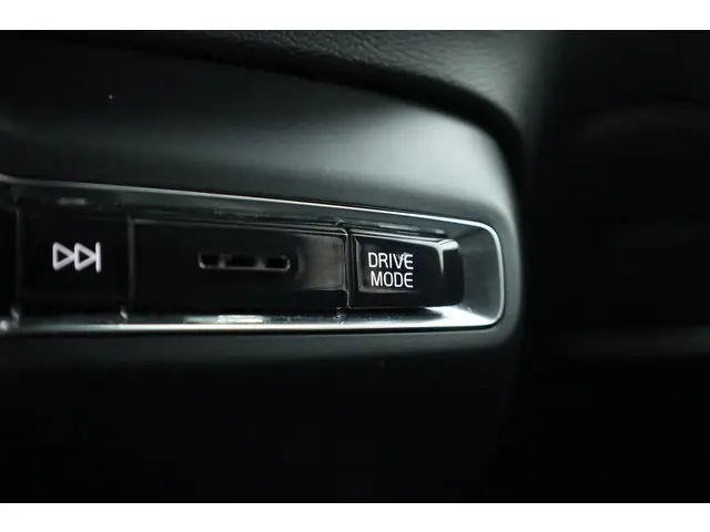 Volvo XC40 1.5 T5 Recharge R-Design 2021 Hybride Benzine 28