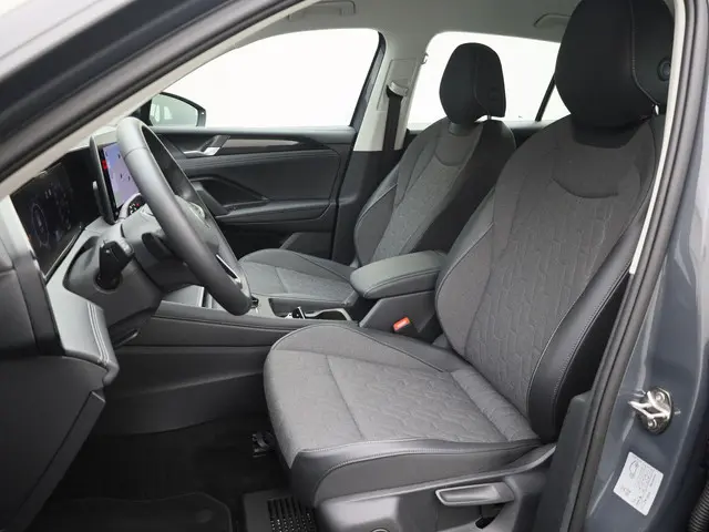 Volkswagen Tiguan 1.5eTSI/130PK Life DSG 2024 Benzine 19