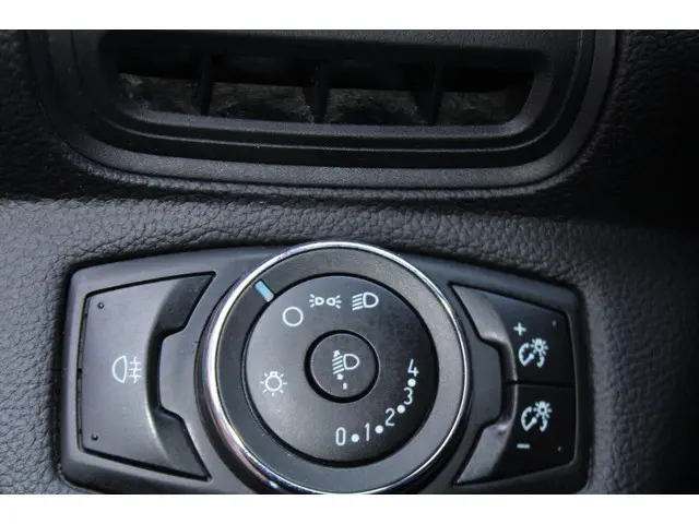 Ford B-MAX 1.4 2014 Benzine 14