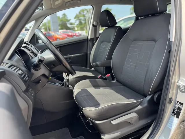 Kia Venga 1.6 CVVT DynamicLine 2015 Benzine 16