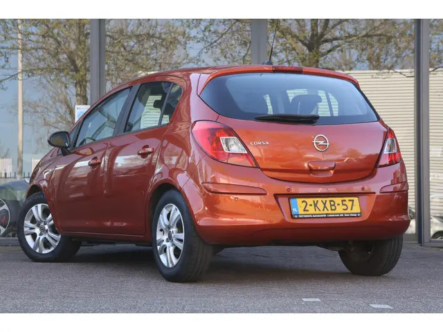Opel Corsa 1.2-16V Berlin|Navi|Airco|Cruise 2013 Benzine 14