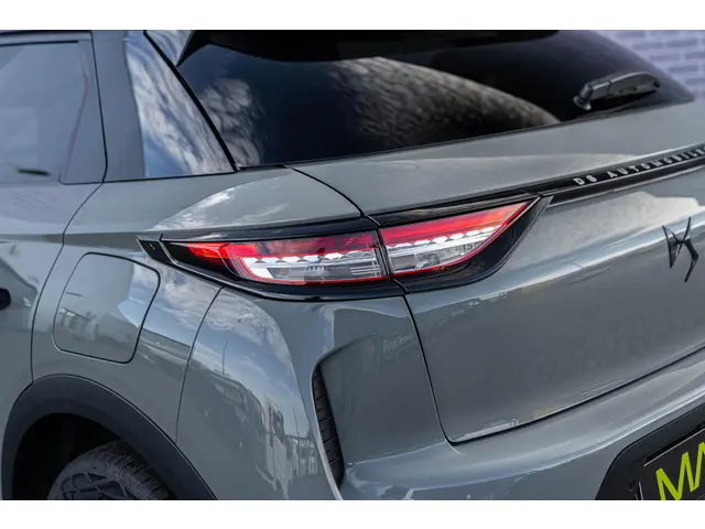 DS DS 3 1.2 PureTech Performance Line 2024 Benzine 11