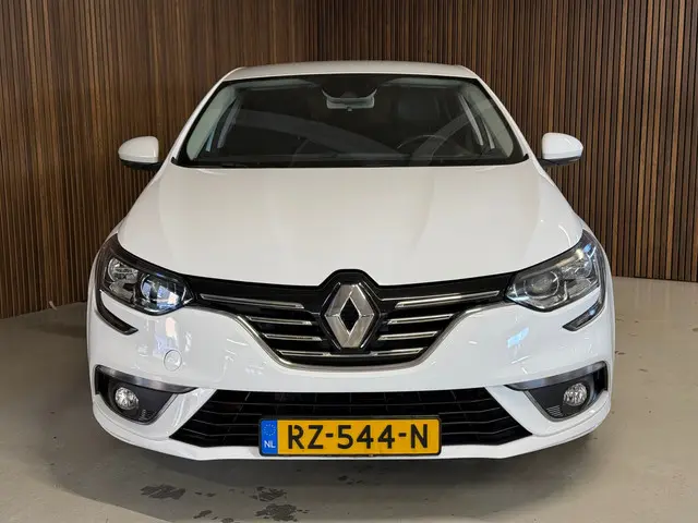 Renault Mégane 1.2 TCe Bose 2017 Benzine 2