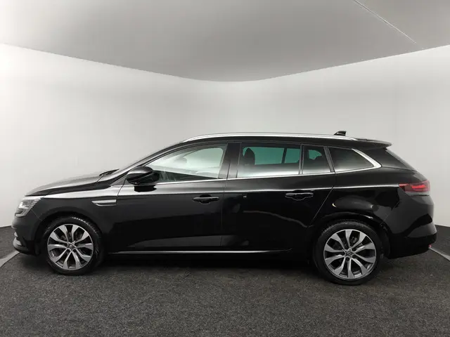 Renault Mégane Estate 1.3 TCe 140 Techno 2023 Benzine 16