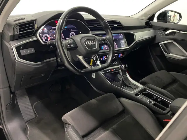 Audi Q3 35 TFSI S Line Pro Line S 2019 Benzine 24