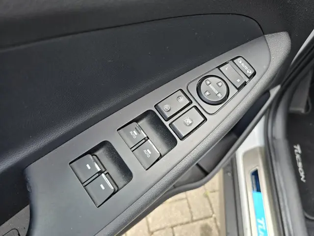 Hyundai Tucson 1.6 T-GDI Premium AUT/trekhaak 2019 Benzine 12