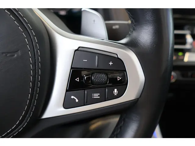 BMW 8 Serie 840i High Executive 2022 Benzine 14