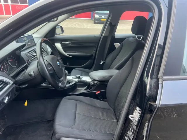 BMW 1 Serie 114i Business+ | Navi + Airco 2012 Benzine 13