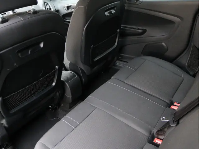 Ford B-MAX 1.0 EcoBoost Titanium 2018 Benzine 22