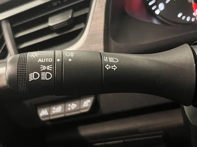 Renault Kangoo 1.3 TCe 130 EDC Techno 2024 Benzine 32