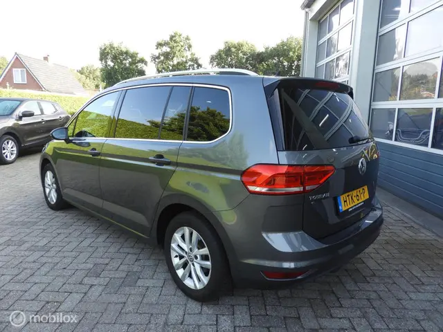 Volkswagen Touran 1.6 TDI 7 persoons Highline 2016 Diesel 5