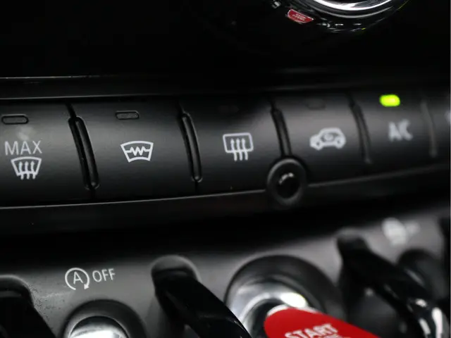 MINI Cooper Pepper 2018 Benzine 54