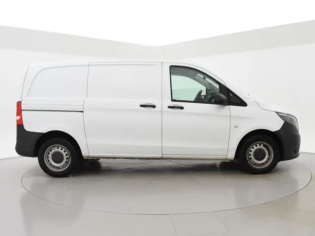 Mercedes-Benz Vito 111 CDI 2015 Diesel 11