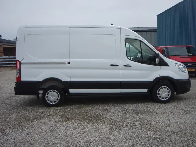 Ford Transit L2H2 122887km Trend bj 21 2021 Diesel 6