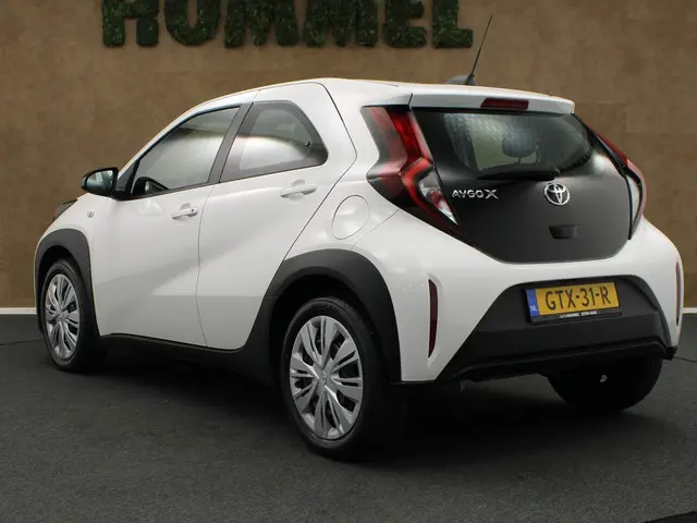 Toyota Aygo X 1.0 VVT-i S-CVT Play 2023 Benzine 11