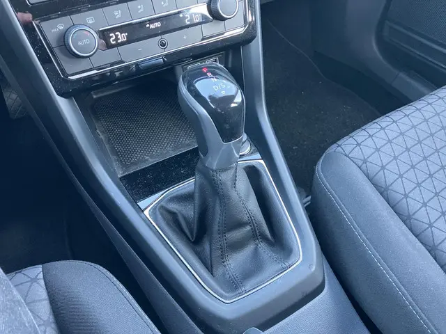 Volkswagen T-Cross 1.0 TSI/115PK Life DSG 2020 Benzine 13