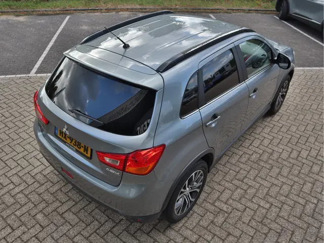 Mitsubishi ASX 1.6 Cleartec Intense 2016 Benzine 4