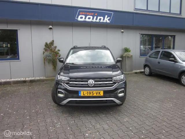 Volkswagen T-Cross 1.0 TSI Life Business 2020 Benzine 3