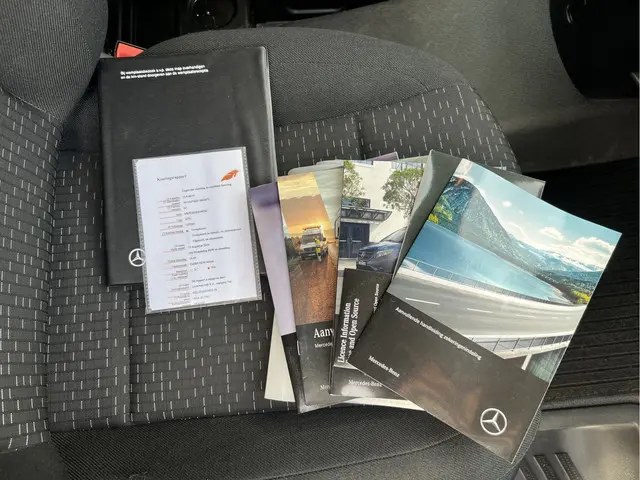 Mercedes-Benz Vito 110 CDI Lang 2021 Diesel 6