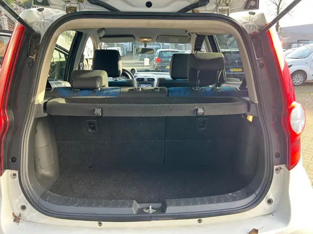 Opel Agila 1.2 Edition 2012 Benzine 14