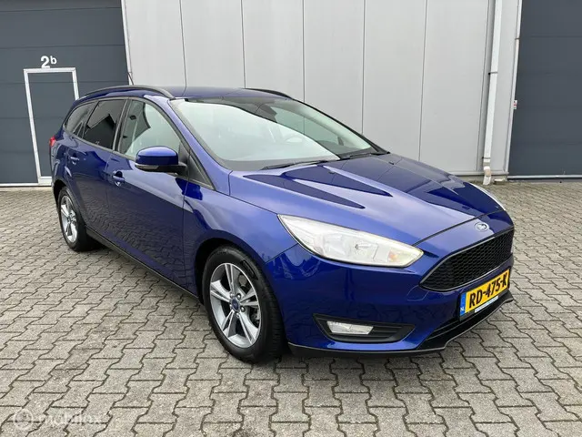 Ford Focus Wagon 1.0 Lease Edition 2017 Benzine 20