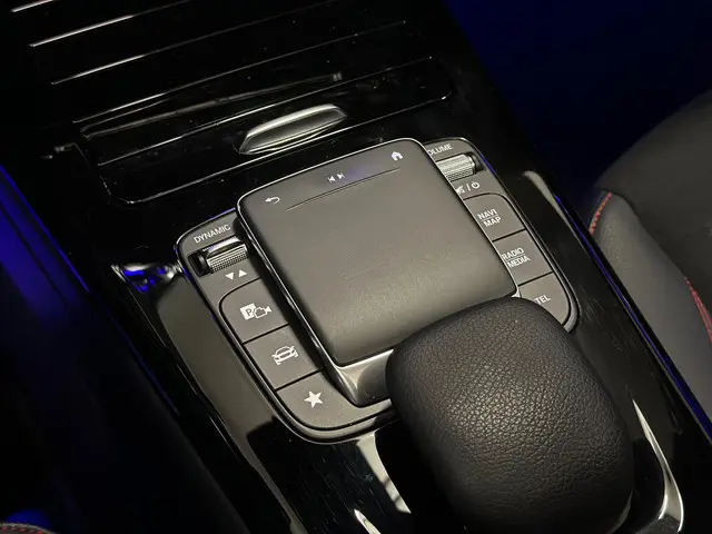 Mercedes-Benz CLA 180 AMG|PANO|SFEER|BOMVOL! 2022 Benzine 26