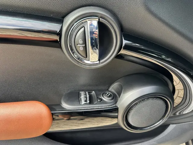 MINI One Mini 1.5 Pepper 2018 Benzine 11