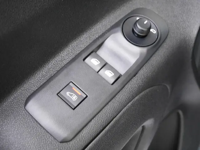 Peugeot Partner 1.5 BlueHDI Premium Long 2021 Diesel 12