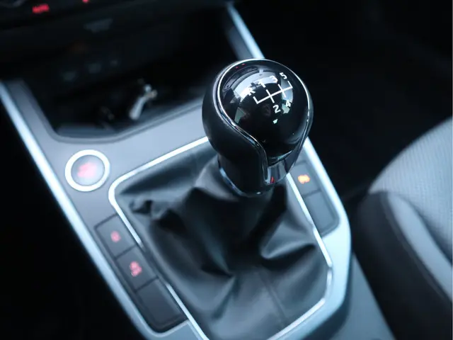 SEAT Arona 1.0 TSI Style Business 2019 Benzine 21